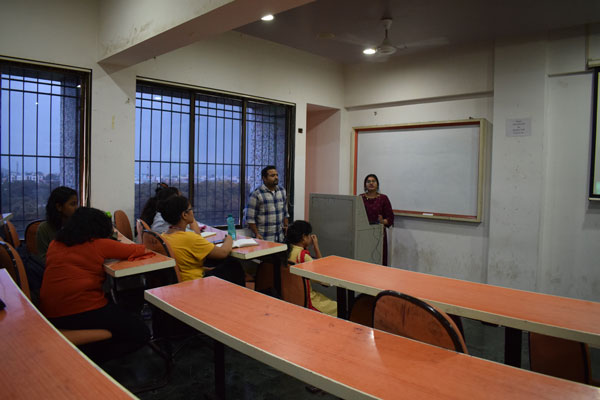 guest-lecture-on-acoustic (2)