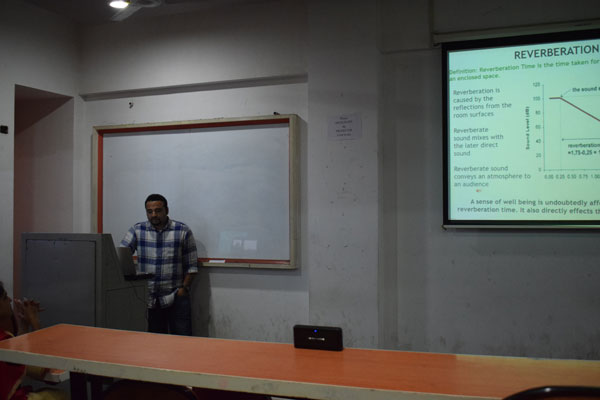 guest-lecture-on-acoustic (4)