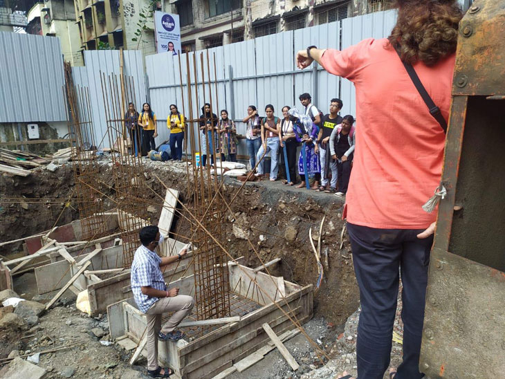 site-visit-to-guruashish-redevelopment-projects (4)