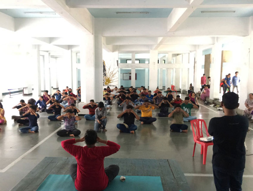 yoga-day-2017-1